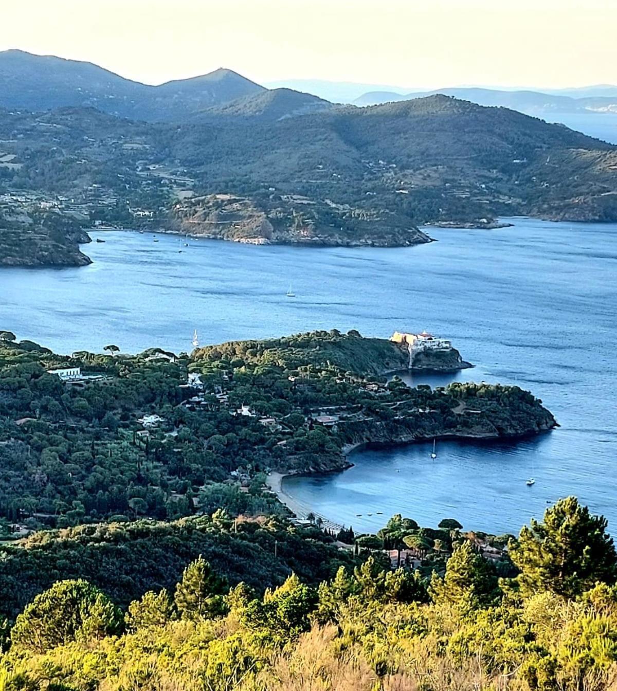 Case Dei Limoni Sul Mare Capoliveri  Eksteriør bilde